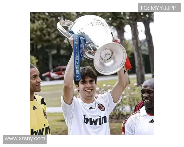 足球明星颜值大比拼颜值与球技并存的魅力瞬间合集