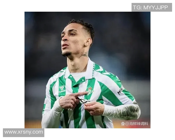 足球明星是否已经抵达曼谷引发球迷热议与期待